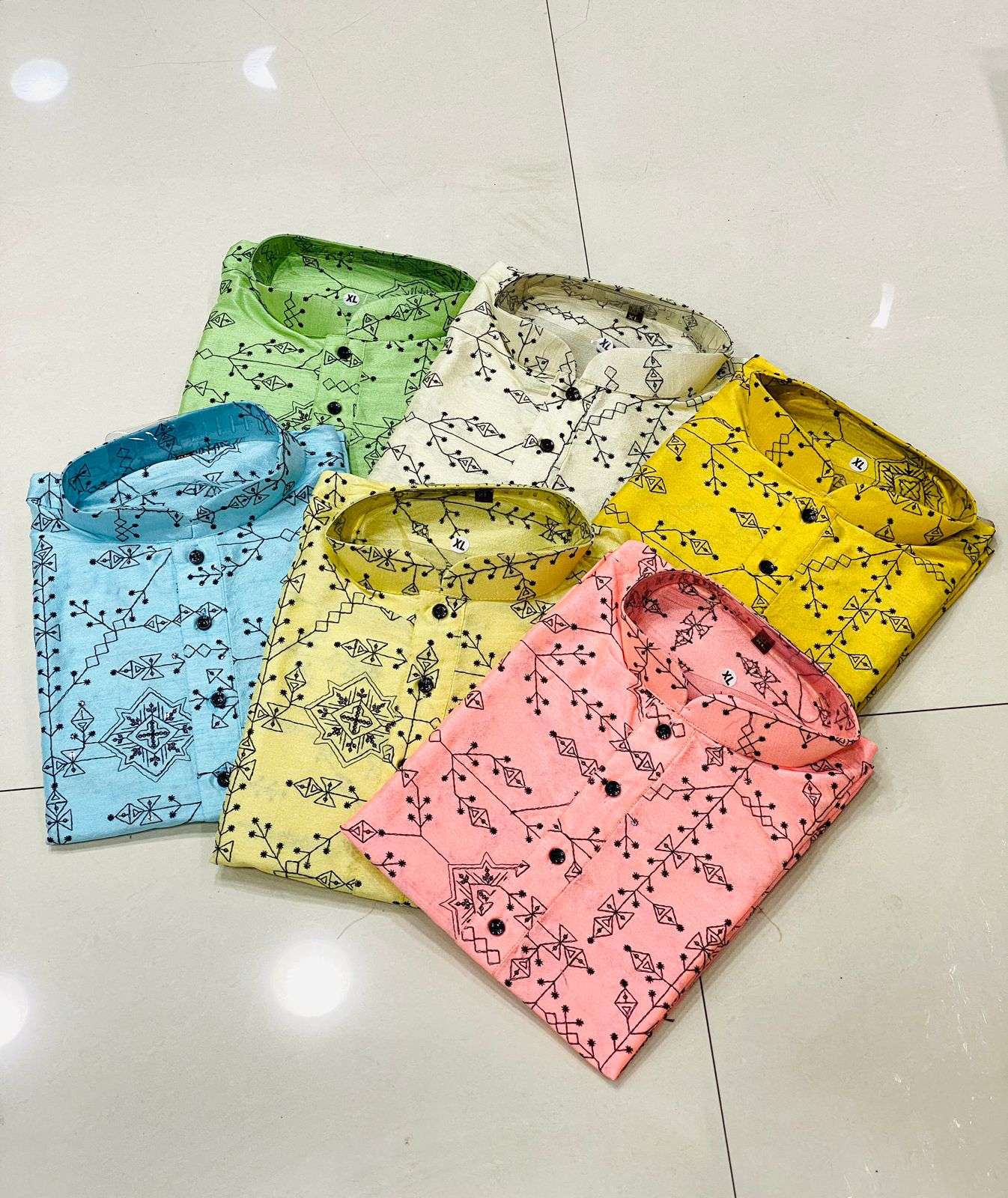 Star-Light-Asliwholesale-Catalogue-Open