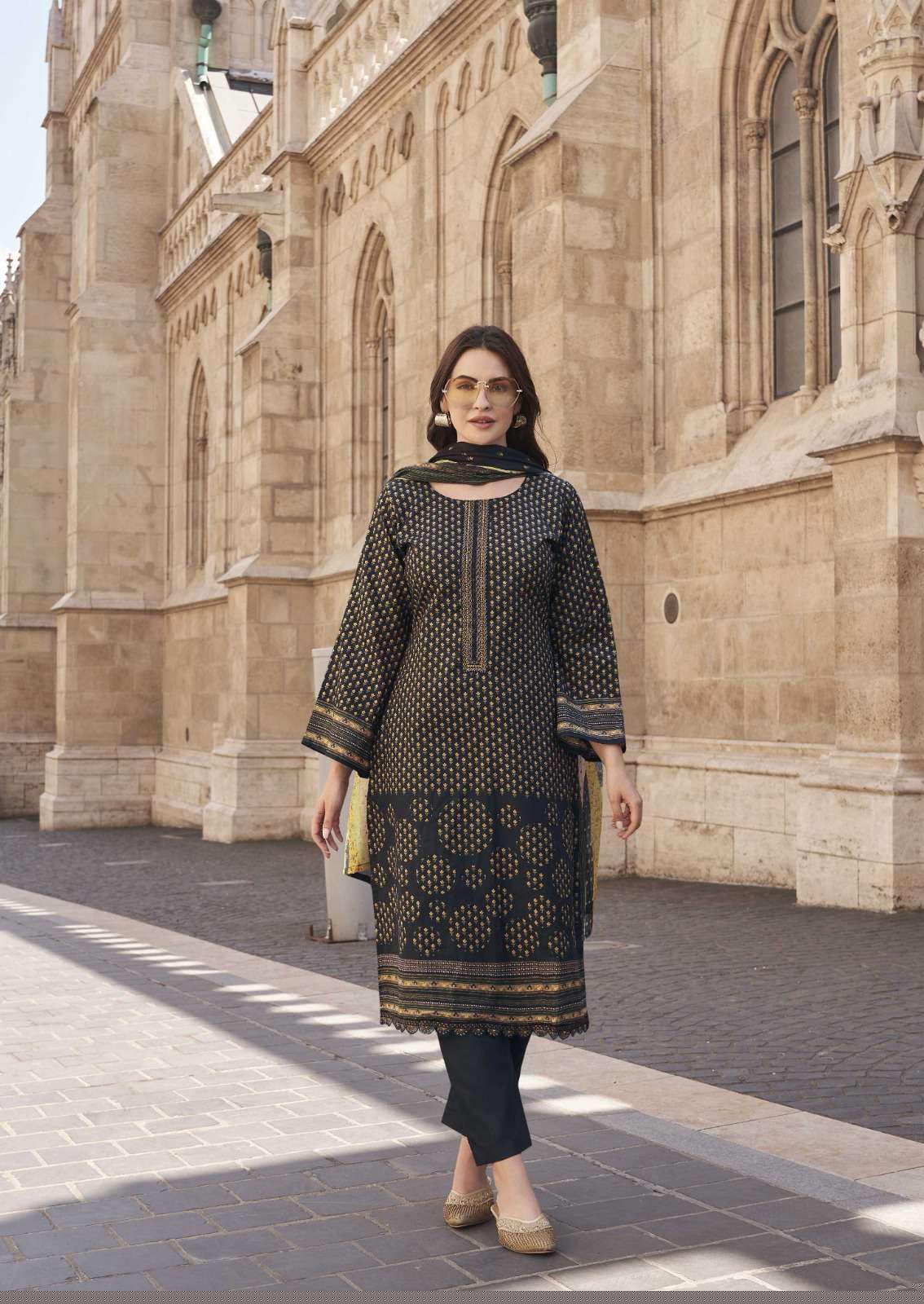Roz-Meher-Hermitage-Asliwholesale-8003