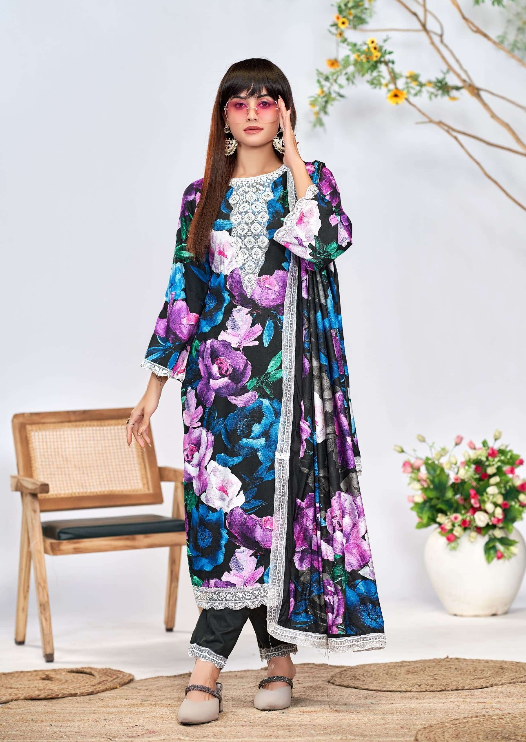 Kashmiri-Garden-Hermitage-Asliwholesale-1004