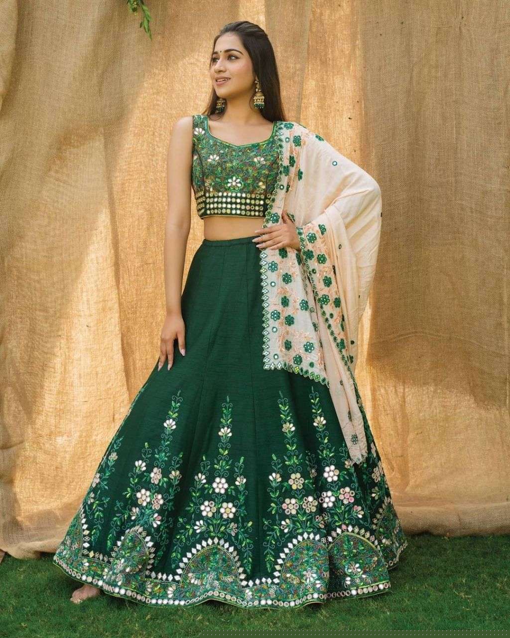 AD-107  BY ASLIWHOLESALE DESIGNER HEAVY LEHENGAS