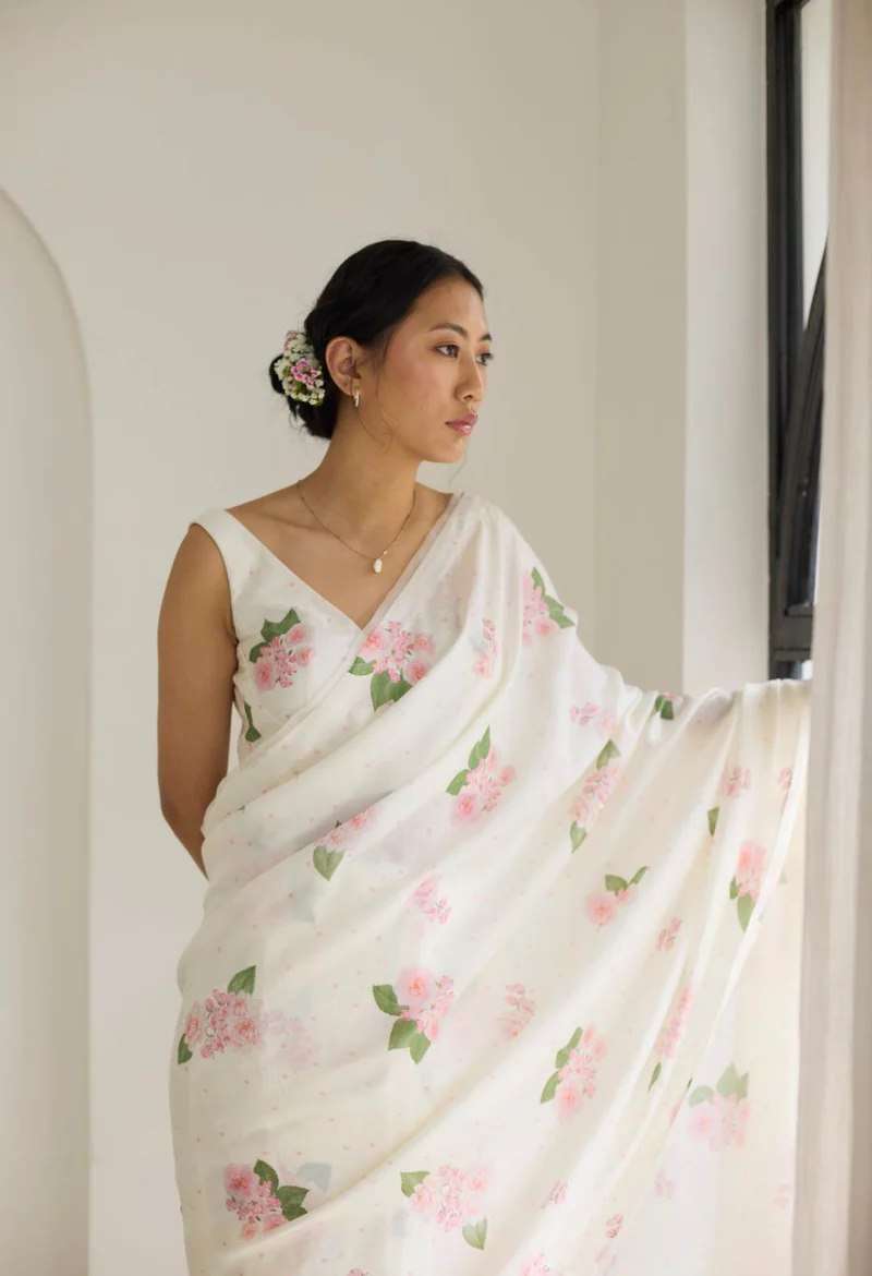 SC-WHITE FLOWER BY ASLIWHOLESALE DESIGNER PURE LINEN PRINTED SAREES-00292