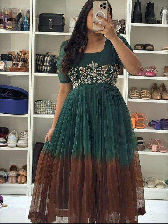 209 HIT DESIGN BY ASLIWHOLESALE DESIGNER PURE SOFT KOTA CHECKS GOWNS-00291
