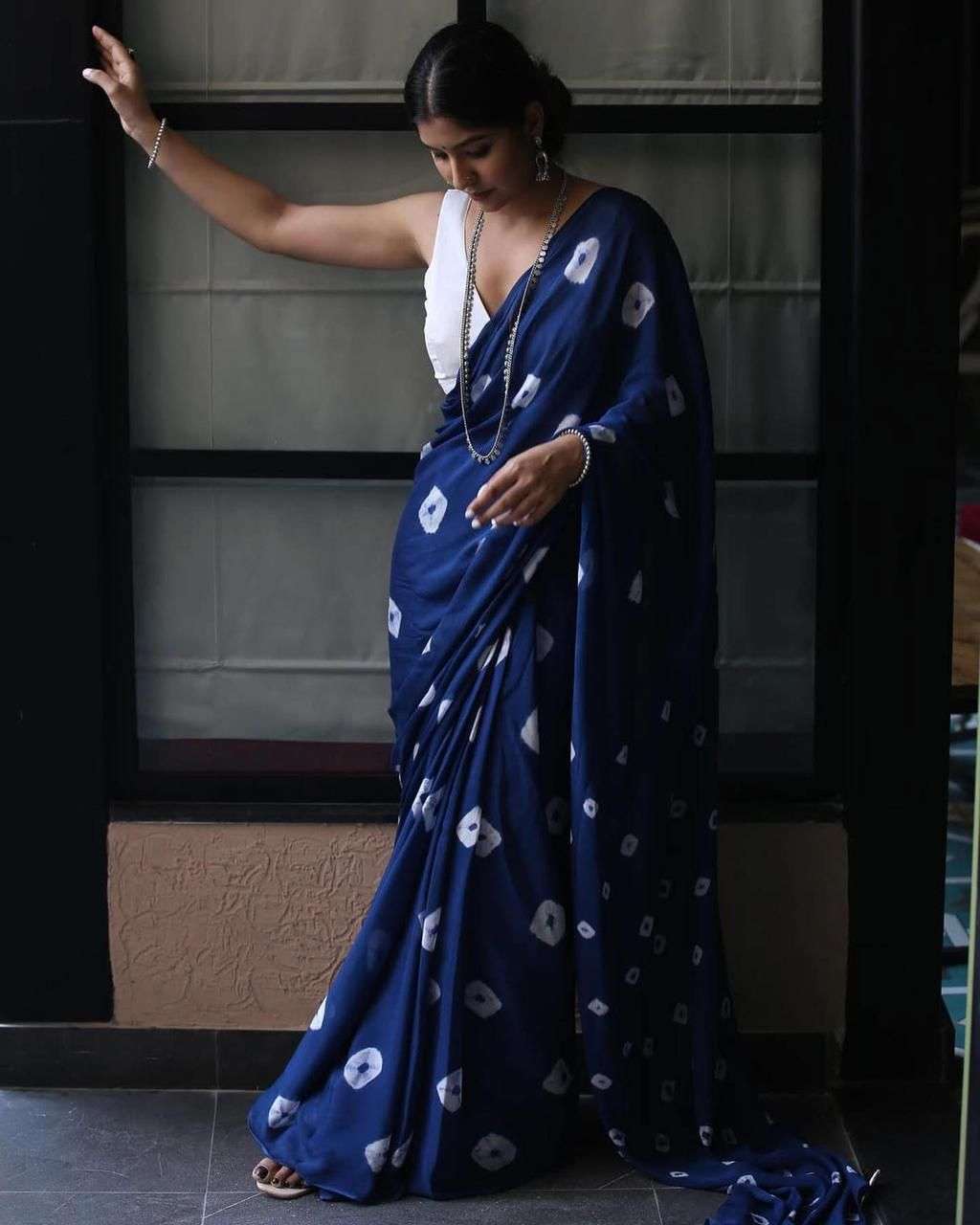 BAUTY LOOK BY ASLIWHOLESALE DESIGNER PURE GEORGETTE EMBROIDERY SAREES-00090