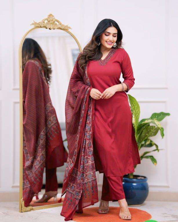 JANKI BY ASLIWHOLESALE DESIGNER PURE SILK EMBROIDERY DRESSES-000264