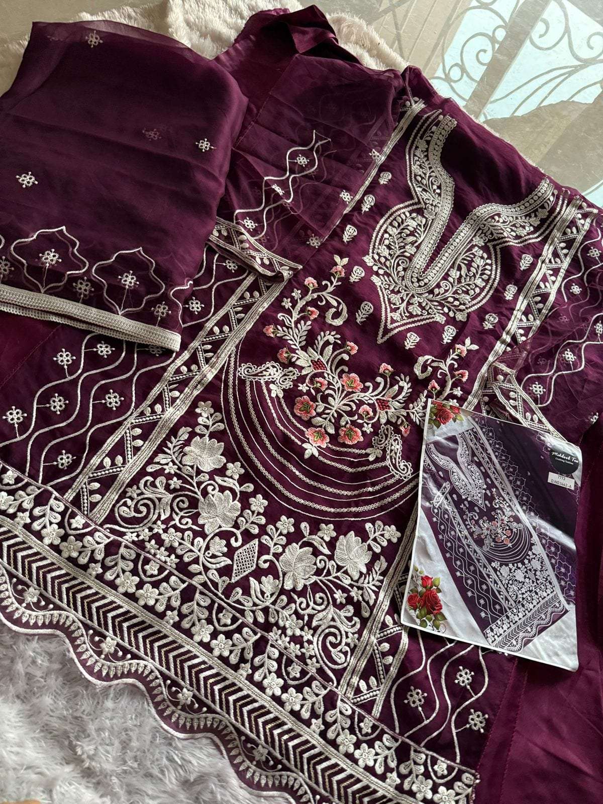MEHBOOB TEX 1462 HEAVY ORGANZA EMBROIDERY PAKISTANI DRESS-00071