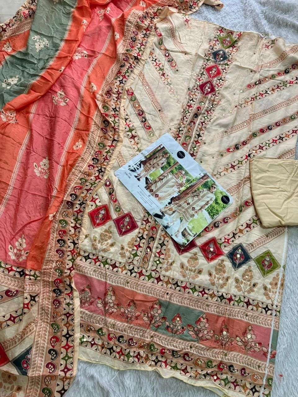 MEHBOOB TEX 1708 PURE VISCOSE MUSLIN PRINTED PAKISTANI DRESSES-00071