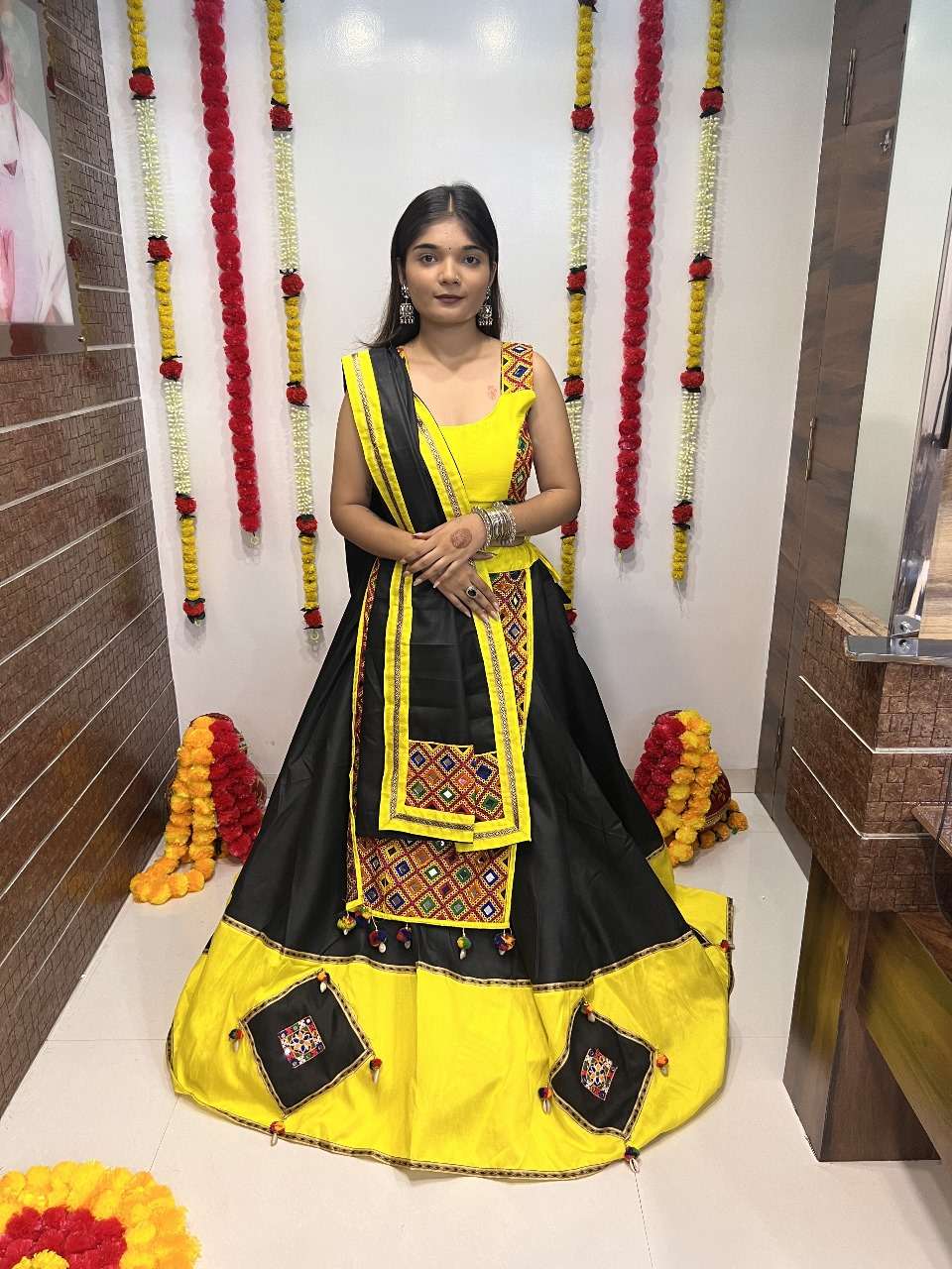 RAJWADI VOL-8 7052 BY AAWIYA DESIGNER FANCY COTTON SILK NAVRATRI LEHENGAS-00060