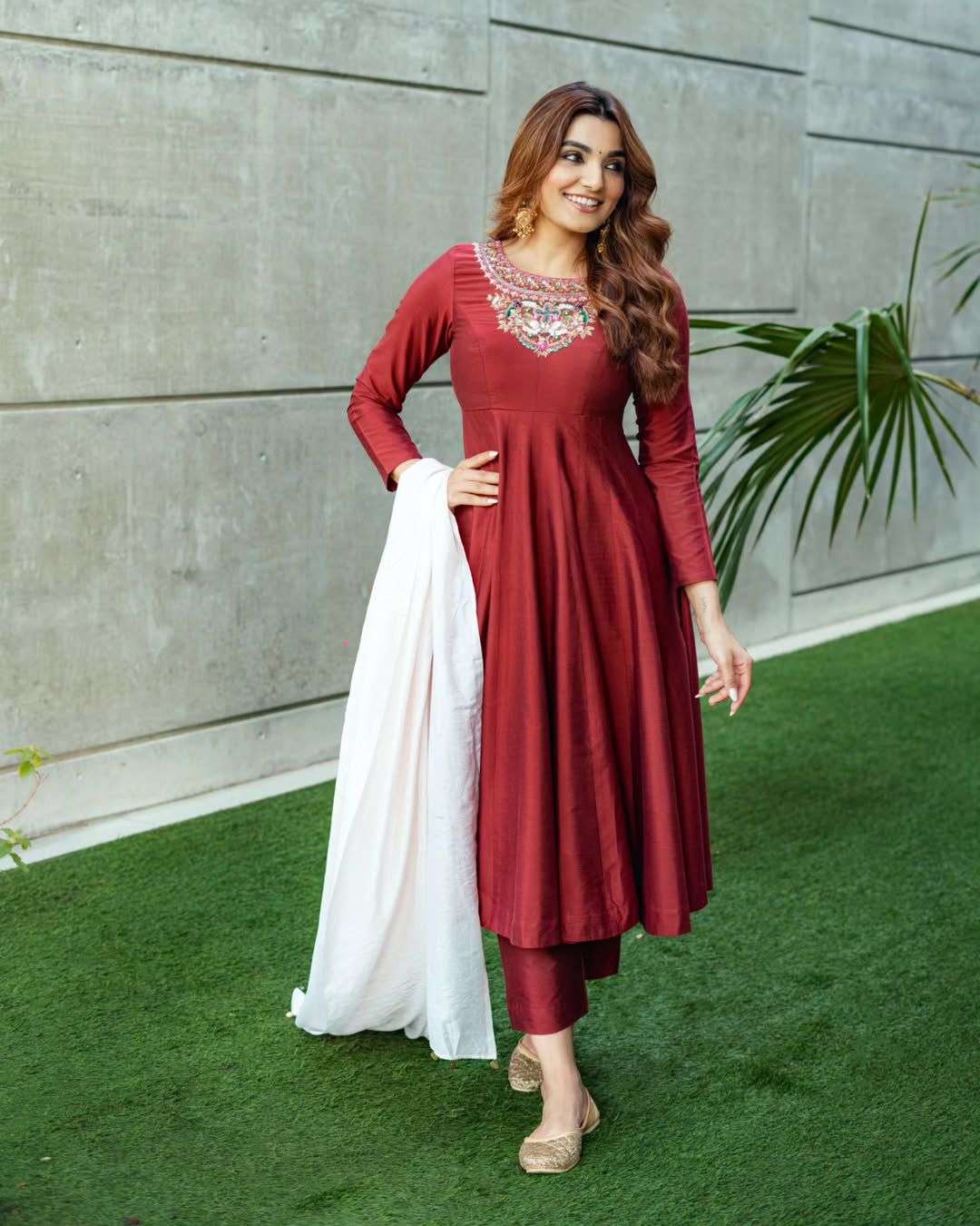 TD-6083 BY ASLIWHOLESALE DESIGNER PURE SILK EMBROIDERY DRESSES-00235